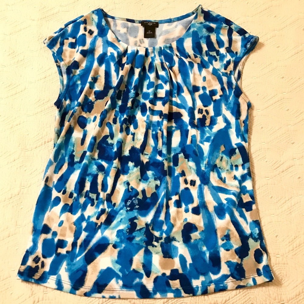 Ann Taylor Med Top Watercolor Blouse Sleeveless